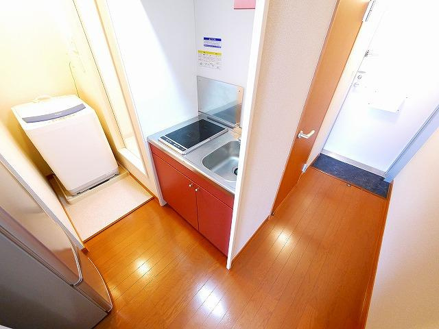 レオパレスＡｄｖａｎｃｅ富雄の玄関|ゆったりとした玄関です