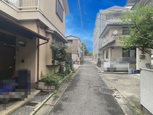 紫野宮東町建築条件無土地の前面道路含む現地写真
