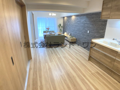 【居間・リビング】 | ライオンズマンション小手指 | 約13.8帖のLDK