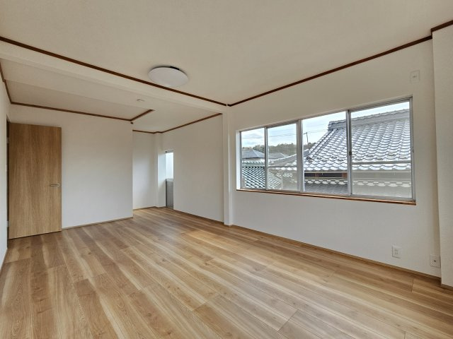 瑞浪市上平町の洋室