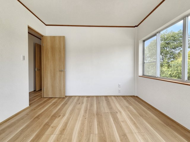 瑞浪市上平町の洋室