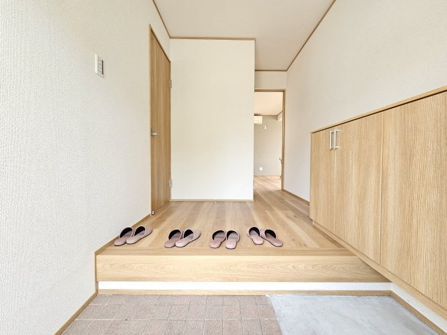 瑞浪市上平町の玄関