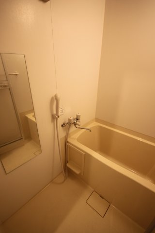 【浴室】