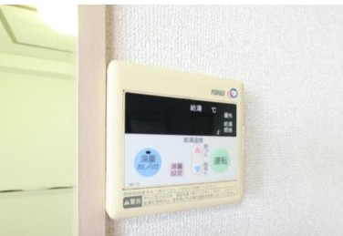 【設備】 | 沼津市大岡 売一棟マンション ES05663 | 沼津市大岡　給湯設備一例