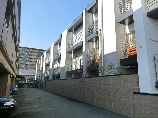 プリオーレ27二条駅前の外観