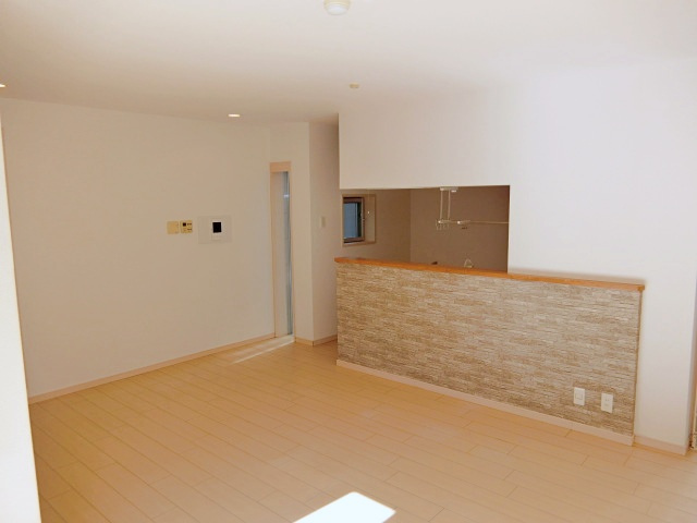 プリオーレ27二条駅前の居間・リビング|約１７帖の広々としたリビング。一度ご内覧ください♪