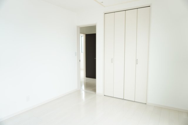 草加市西町 中古戸建の洋室