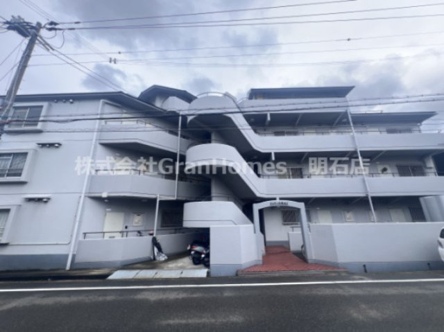 クレドール垂水Ⅱの外観