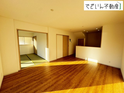 【居間・リビング】 | いろどりアイタウン加須市久下2丁目　新築住宅 | ≪3号棟≫
現地(2025年11月撮影)