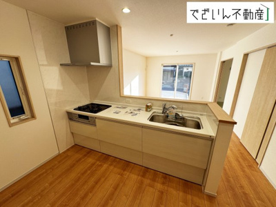 【キッチン】 | いろどりアイタウン加須市久下2丁目　新築住宅 | ≪3号棟≫
現地(2025年11月撮影)
