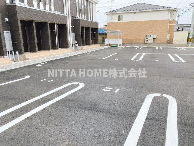 タント　コッコ（TaNTo KoKKo）の駐車場|敷地内に駐車場も完備！！