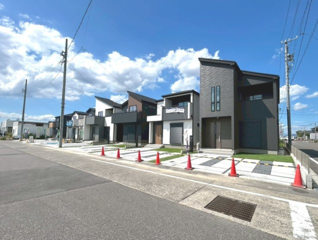 グラファーレ　一宮市篭屋3丁目　全7区画分譲の外観|■全体写真　
■ヤマダ不動産　株式会社リライフ　