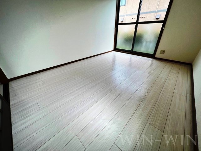 iホームTOWN 四番館の寝室|イメージ（同建物内・同間取りの写真）