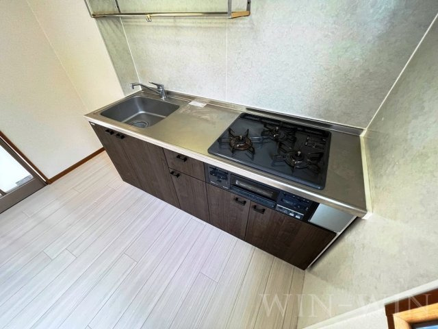 iホームTOWN 四番館のキッチン|イメージ（同建物内・同間取りの写真）