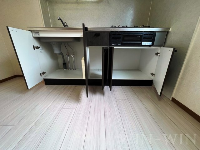 iホームTOWN 四番館のキッチン|イメージ（同建物内・同間取りの写真）