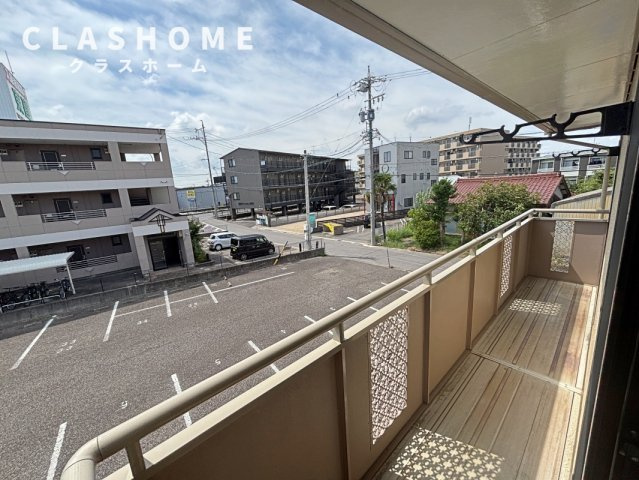 メゾンエルフ　Ａ棟　　刈谷市近郊の賃貸はクラスホームのバルコニー