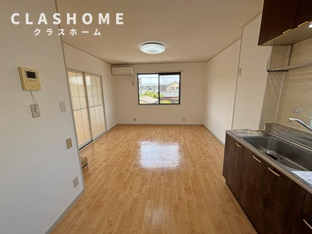 メゾンエルフ　Ａ棟　　刈谷市近郊の賃貸はクラスホームの居間・リビング