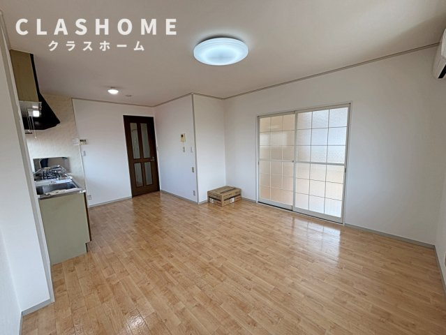 メゾンエルフ　Ａ棟　　刈谷市近郊の賃貸はクラスホームの居間・リビング