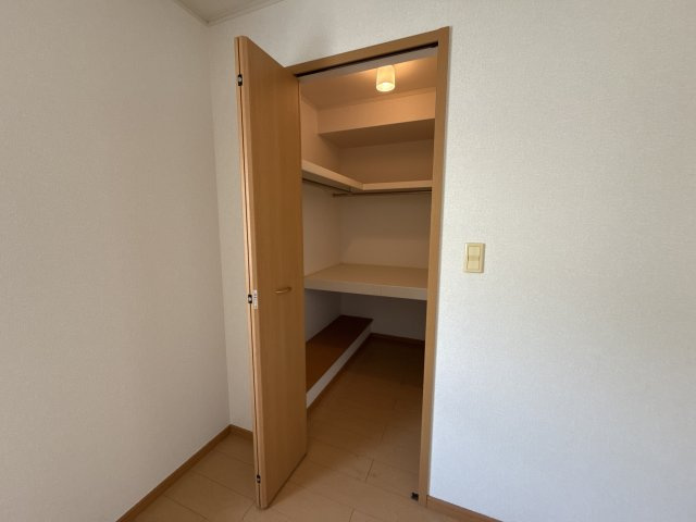 ヴィラ・サンマリノⅠの収納