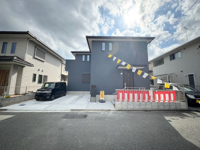SUN COURTーサンコート－小倉南区八重洲町【小倉南区　新築戸建て】の外観|落ち着いた色合いの外観です♪【小倉南区　新築戸建て】
