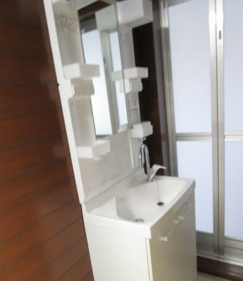 ホワイトハウスの独立洗面台