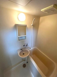 【浴室】