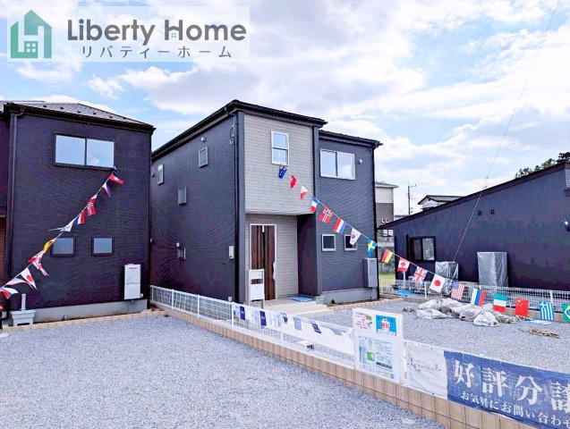 坂東市辺田第3　新築戸建て　１号棟の外観|ご予約をいただければ、『平日の空いた時間』『周辺物件まとめて見たい』『1件だけ見たい』ももちろん可能です♪
お気軽にお問合せください♪