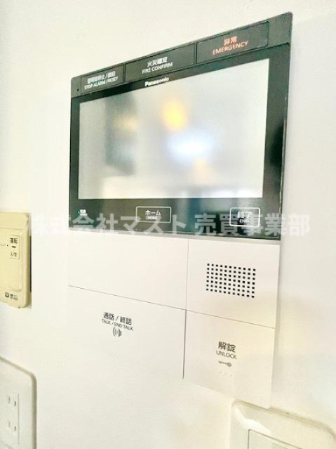 セレッソコート福島ウエストライブのセキュリティ|◆TVモニター式インターホンでセキュリティも安心♪
