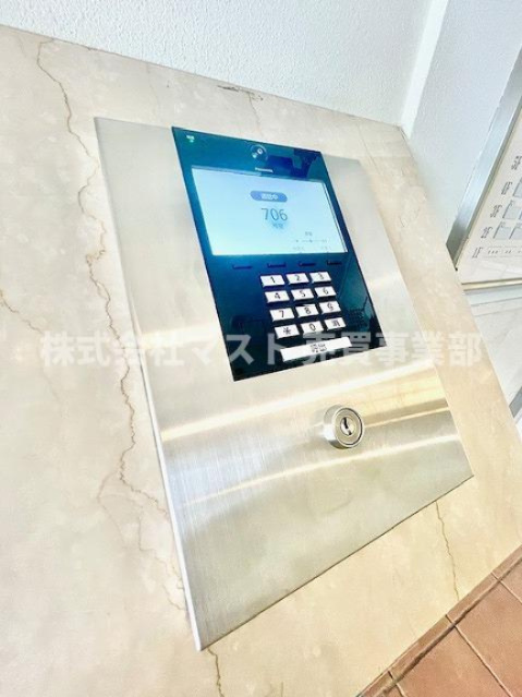 セレッソコート福島ウエストライブの防犯設備|◆防犯対策に配慮したオートロック付き物件です♪