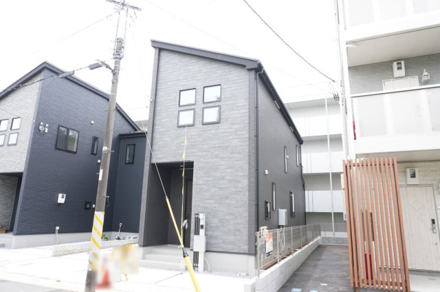 草加市谷塚1丁目 新築分譲住宅の外観