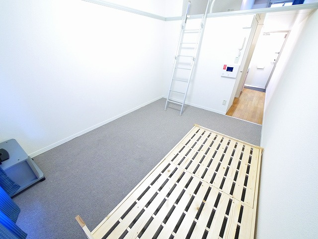 レオパレス古都の居間・リビング