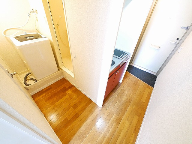 レオパレス古都の玄関