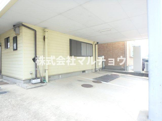 コーポ大戸台の駐車場|カースペースがあります