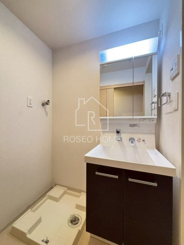 クレインレジデンスの洗面所|同マンション別部屋：参考写真