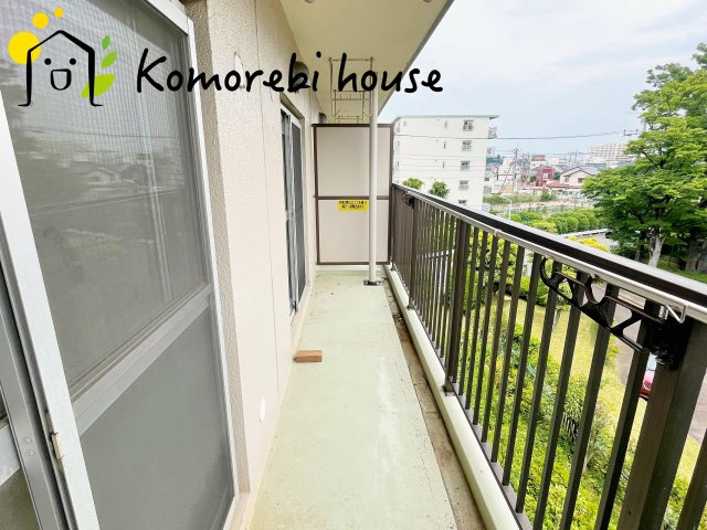 大宮七里グリーンハイツ　6号棟のバルコニー|外からの目が気にならないバルコニーで洗濯物が干せます