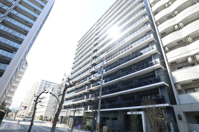 コンフォリア新大阪宮原Qの外観