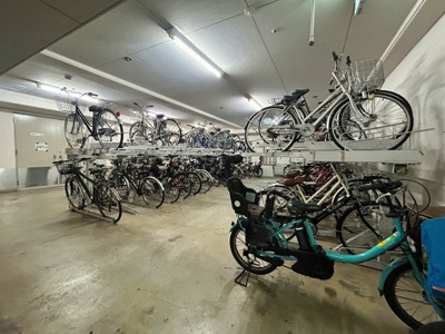 【駐車場】 | パブリコーポ呉本通