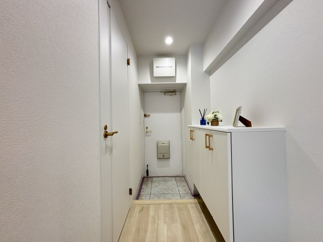 梅島ハイツの玄関