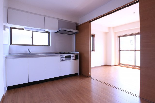 坂上コーポラスの居間・リビング