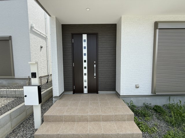 福田3号棟の玄関