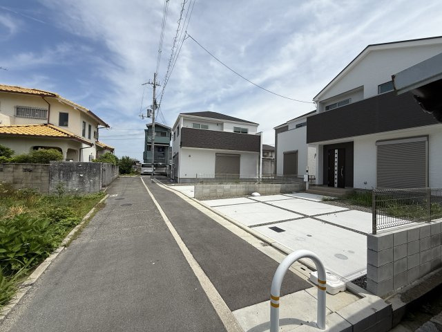福田3号棟の前面道路含む現地写真