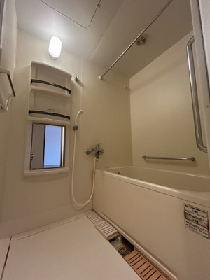 【浴室】 | フォリア岡本