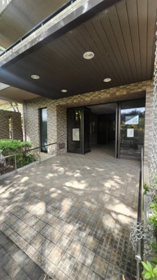 【エントランス】 | フォリア岡本