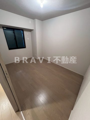 ガーデンシティ新金岡　BRAVI不動産の寝室|【ガーデンシティ新金岡】開放的な寝室です