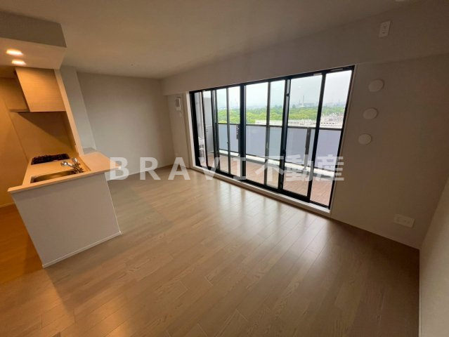 ガーデンシティ新金岡　BRAVI不動産の居間・リビング|【ガーデンシティ新金岡】ゆったり過ごせるリビングです