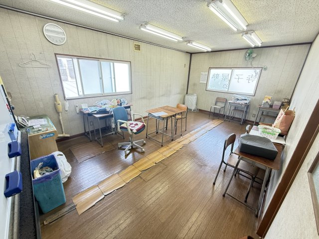 貝塚市脇浜1丁目　中古戸建の洋室