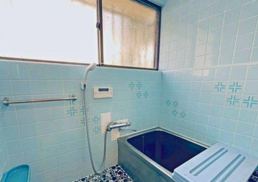 【中古】比企郡川島町下伊草中古住宅の浴室|日々の疲れを取りましょう☆