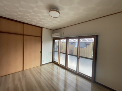 【洋室】 | 国済寺貸家