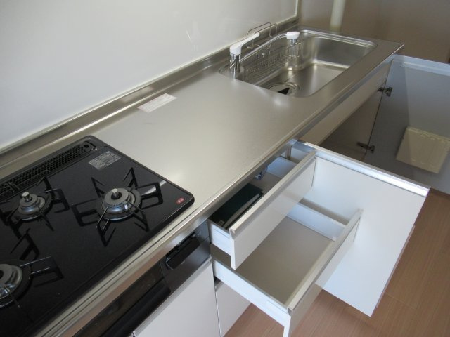 落合第２　３ＤＫのキッチン|コンパクトなキッチンで掃除もラクラク