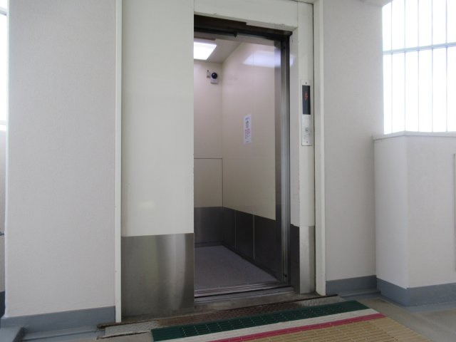 落合第２　３ＤＫのその他共用部分|501号棟から503号棟はエレベーター付きです